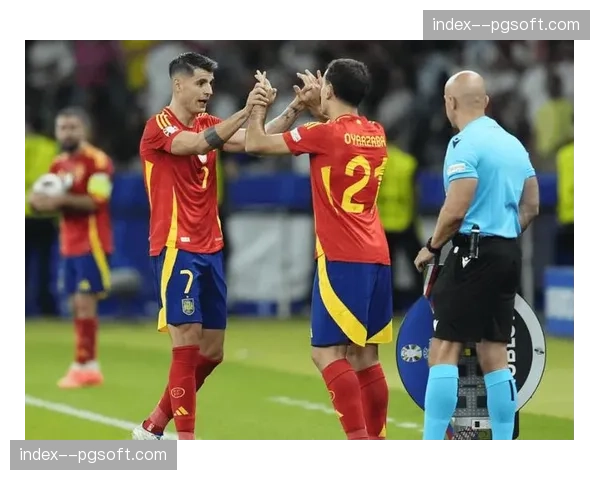 莫拉塔与卢卡库的意甲轮回:为何英超成为双星迷途而亚平宁找回状态 莫拉塔与卢卡库的意甲轮回:为何英超成为双星迷途而亚平宁找回状态